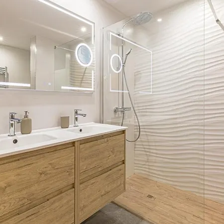 Guadalmansa Flat - Modern & Steps To Shore *